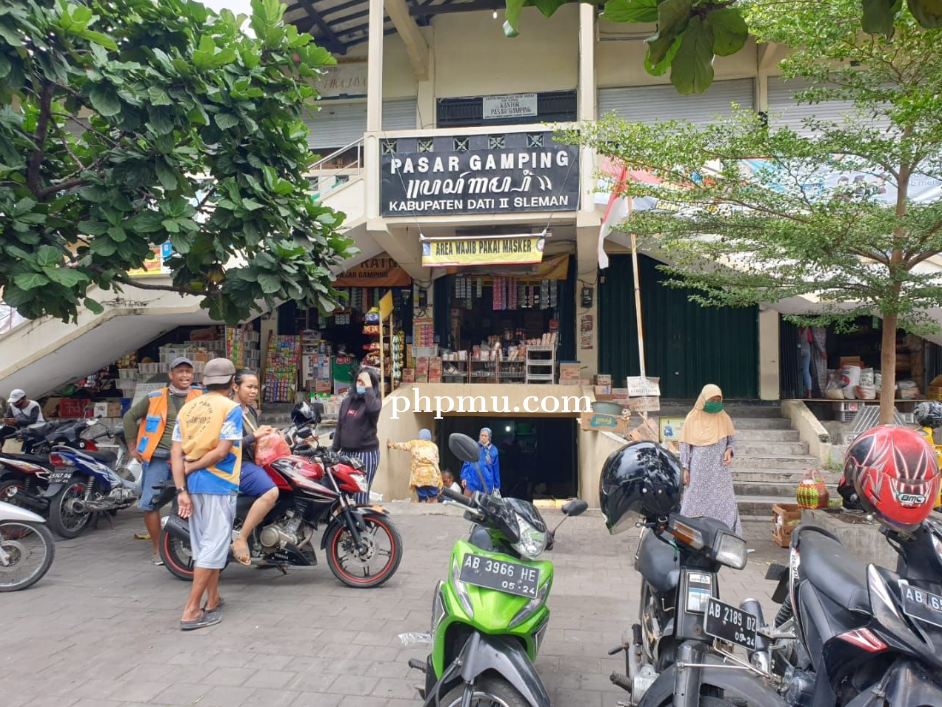 JELANG HARI RAYA IDUL FITRI PAGUYUBAN PEDAGANG PASAR GAMPING KOMITMEN AWASI PEREDARAN MAKANAN KADALU